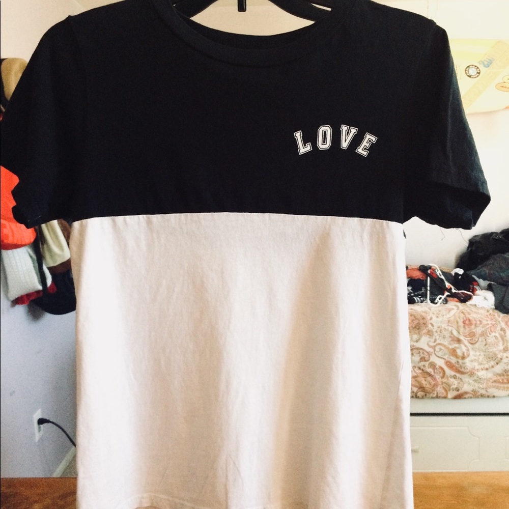 LOVE T-shirt